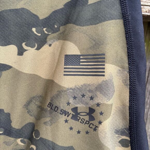 Under Armour Camo USA Leggings Large - Picture 2 of 4